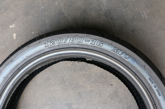 Pressione d'aria di 280kpa Golden Boy Pneumatico per moto e tubo interno 120/80-16 per il porto di Qingdao