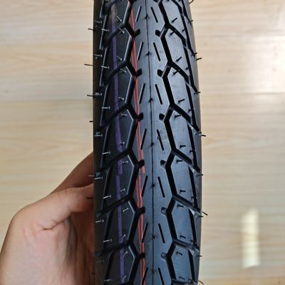 Pneumatici per motociclisti di progettazione approfondita 60/100-17 per e 5000 pezzi al giorno Capacità di produzione