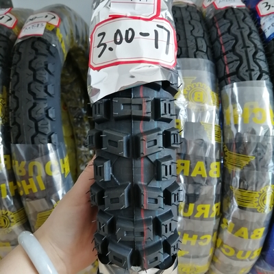 3.00-17 Pneumatici per motocicli con durata di lavoro di 20000 KM e capacità di produzione di 5000 pezzi al giorno