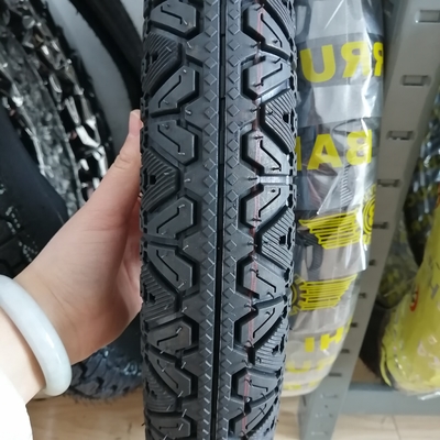 Pneumatici e tubi per motocicli 3.00-17 Casco di pneumatici naturali per tubi Consegna entro 25 giorni