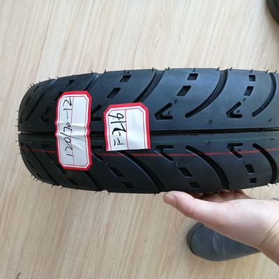 Pneumatici per motociclette 120/70-12 senza tubi con 35%-55% di gomma provenienti dal porto di Qingdao