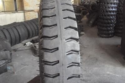 Pneumatici per motociclette di lunga durata del porto di Qingdao 275-18 con 35%-55% di gomma