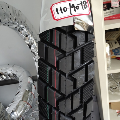110/90-18 110/100-18 120/90-18 120/100-18 Pneumatici off-road per motociclette con involucro
