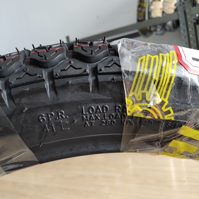 Pneumatici da motociclista resistenti 275-17 con durata di 20000 KM e resistenza alla trazione 10.5