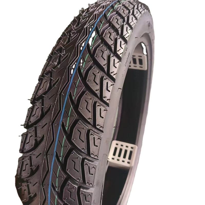 100/90-17 Pneumatico senza tubo da 17 pollici per motociclette con contenuto di gomma e 6pr/8pr Ply Rating