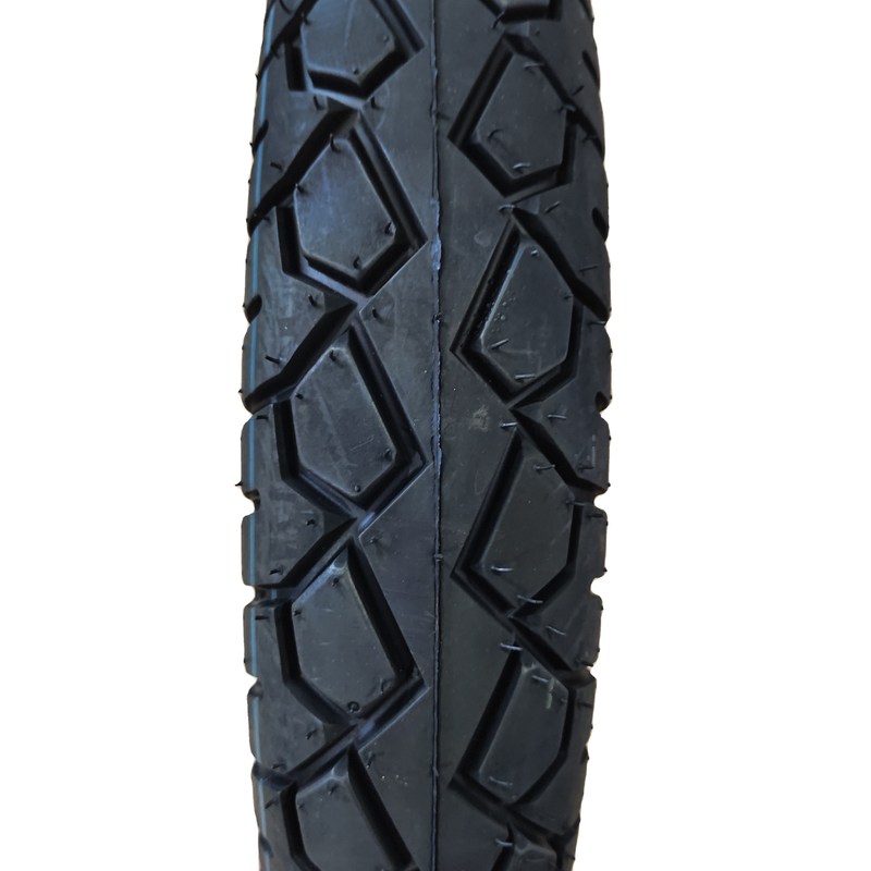 100/90-18 pneumatici per moto senza tubi con contenuto di gomma naturale del 35%-55%