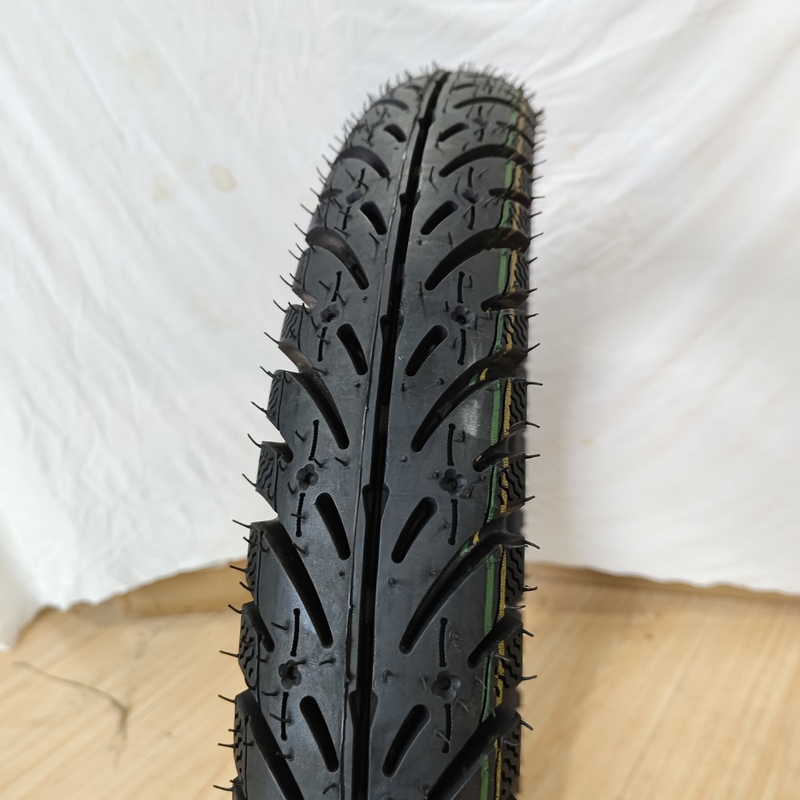 3.00-17 Pneumatici per motocicli fabbricati con materie prime naturali di gomma, acciaio e nylon