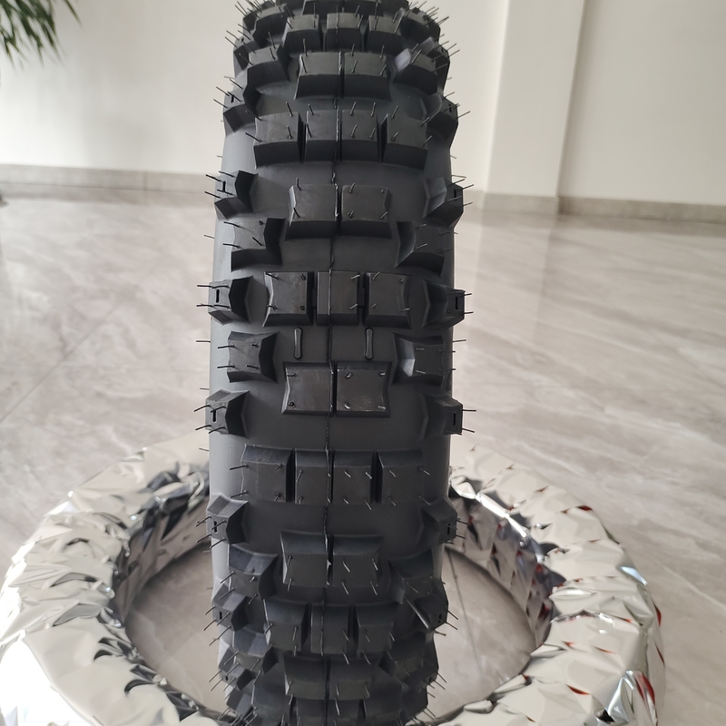 Tipo di tubo TT/TL 140/80-18 6/8 PR pneumatici per motociclette supermorbidi e mediamente morbidi per la Russia