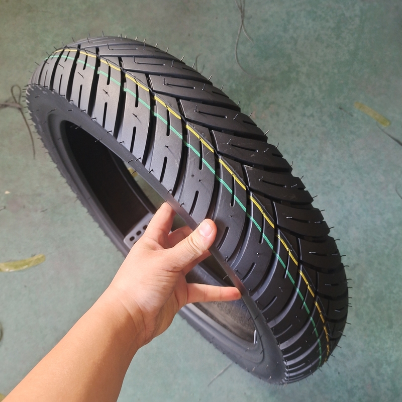 Super gomma pneumatico per moto 110/80-17 con porto di carico e involucro da Qingdao