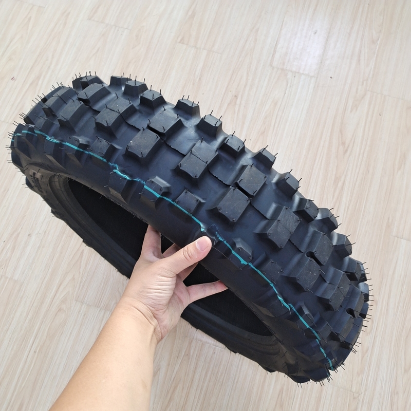 Pneumatici da motocicletta off road 140/80-18 con disegno nero e 6PR/8PR Ply Rating