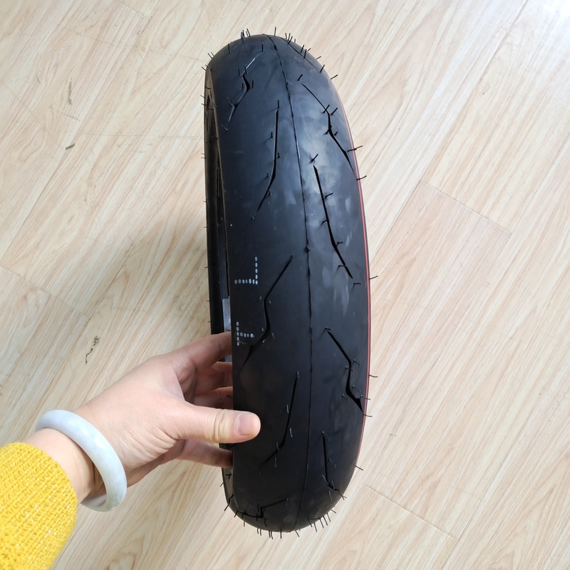 35%-55% di contenuto di gomma pneumatico per moto 90/90-12 per due ruote moto scooter Pneu De Moto