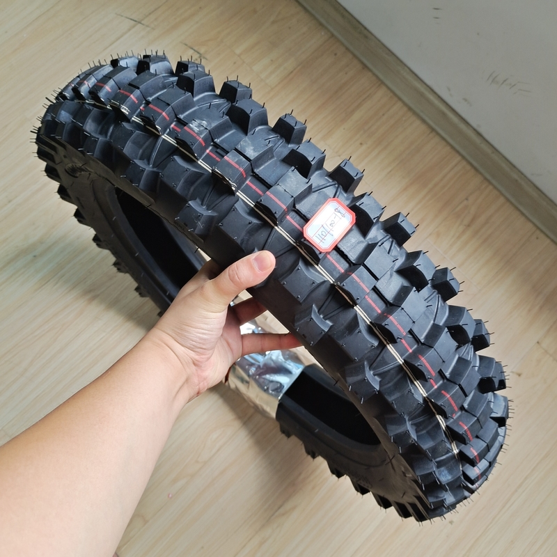OEM Acceptabile Super Motocicletta pneumatico 110/100-18 Realizzato in Natura gomma acciaio Nylon