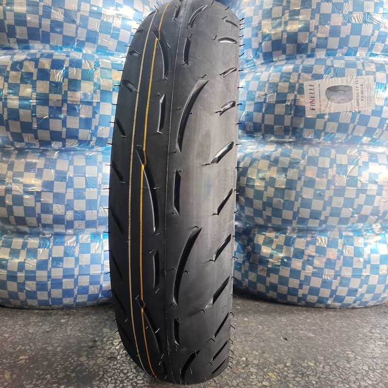 Il mercato del Medio Oriente deve avere pneumatici per motociclette 120/70-17 con 35%-55% di gomma