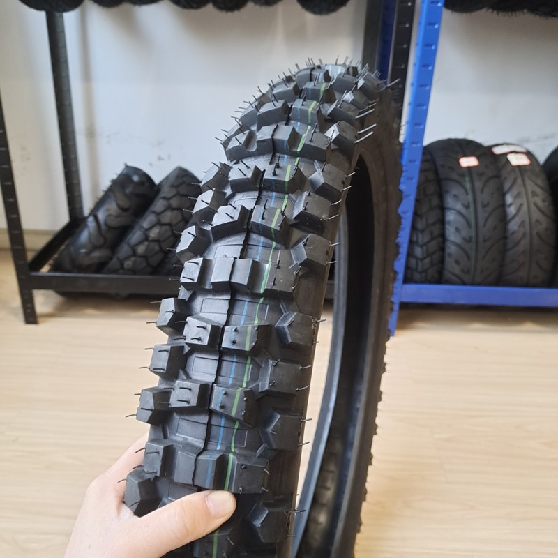 6pr/8pr Grande aderenza 3.00-21 Moto Cross Pneumatico posteriore TL Pneumatico motociclo con OEM accettabile