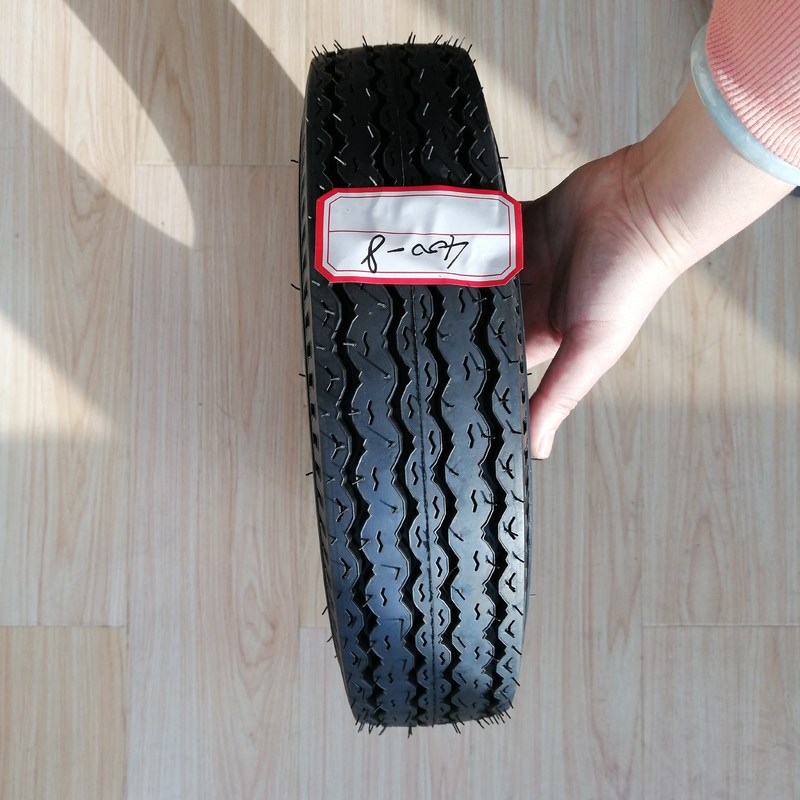 OEM accettabile 4.00-8 pneumatici per motociclette per due ruote MRF a un costo accessibile