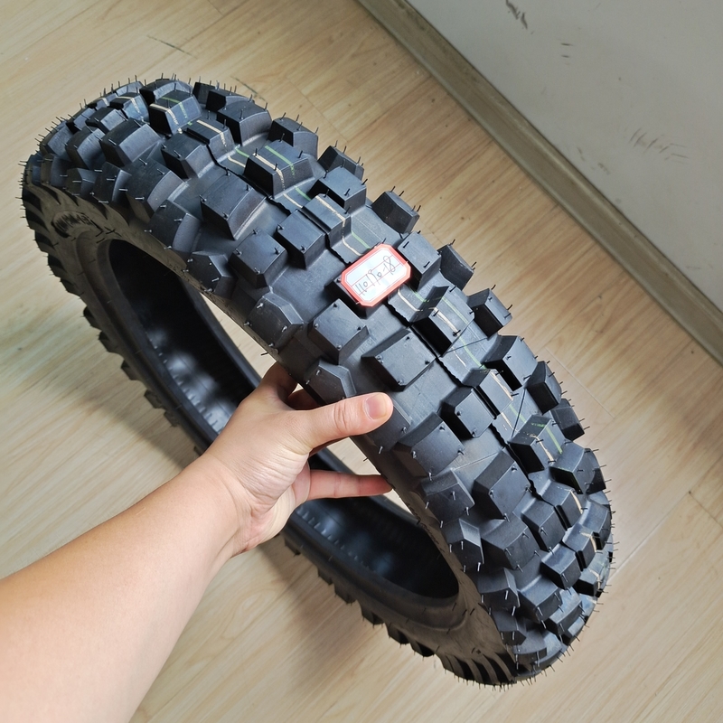 OEM 4.10-18 110/100-18 Pneumatici per motociclette con 35% di gomma