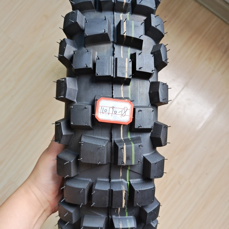 Pneumatici 110/90-18 per motocicli ad alta velocità per il mercato africano Tempo di consegna entro 25 giorni