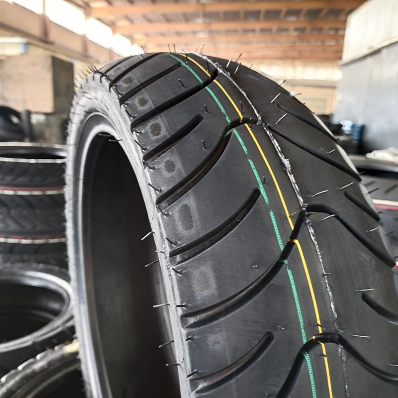280kpa Pressione dell'aria 6PR/8PR Pneumatici per scooter 130/60/10 130/60/13 Pneumatici per moto senza tubi