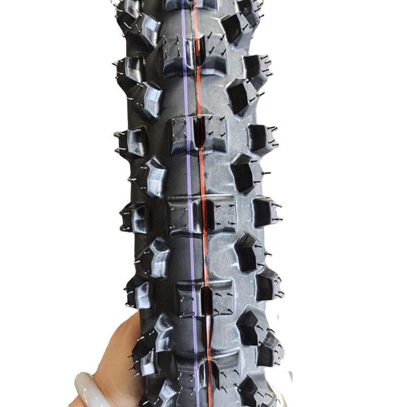 10.5 Resistenza alla trazione Pneumatici per motocicli del mercato africano 90/90-21 6PR 8PR Durable Motocross