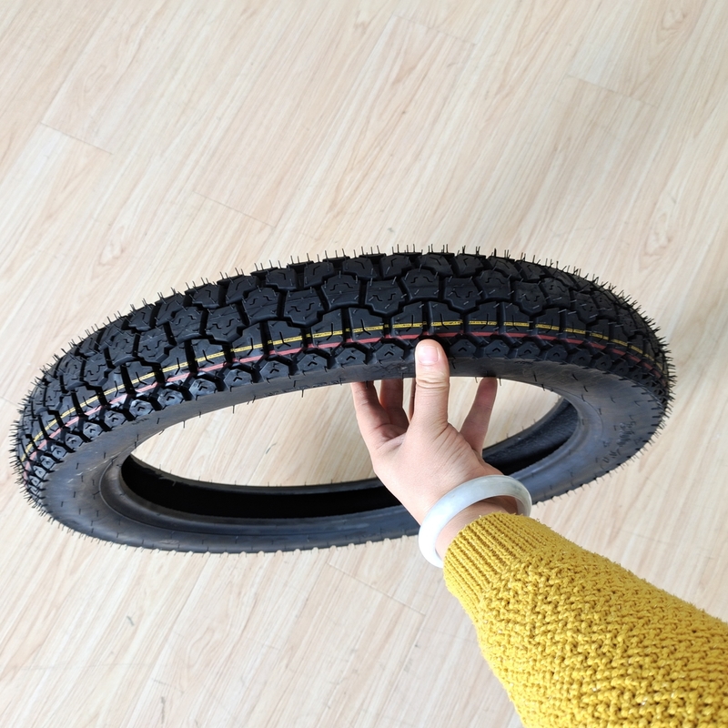Tempo di consegna entro 25 giorni Pneumatici per motociclette 3.00-17 Produzione per il mercato africano