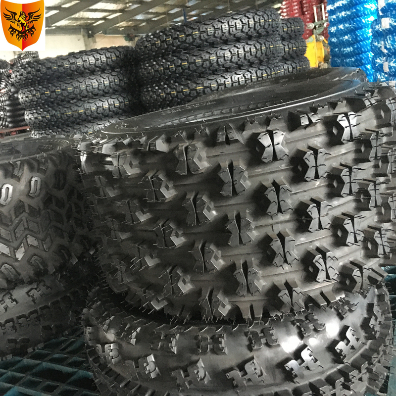 20x11-9 Pneumatici per tutti i terreni Capacità di carico 132kg Contenuto di gomma 35%-45%