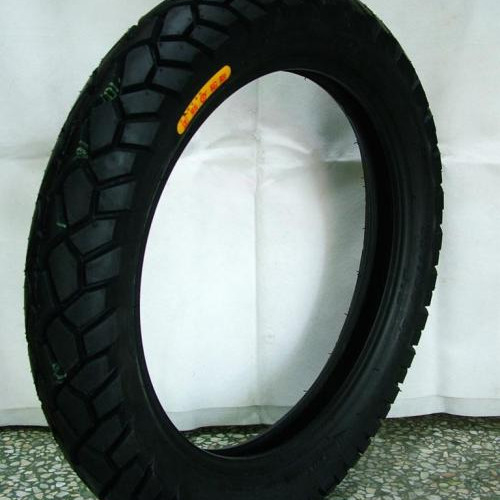 Gomma Motocicli Casco pneumatico Dimensione 300 18 con Capacità di produzione 5000 pcs al giorno